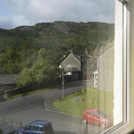 22 Thrang Brow - Langdale Valley * Chapel Stile